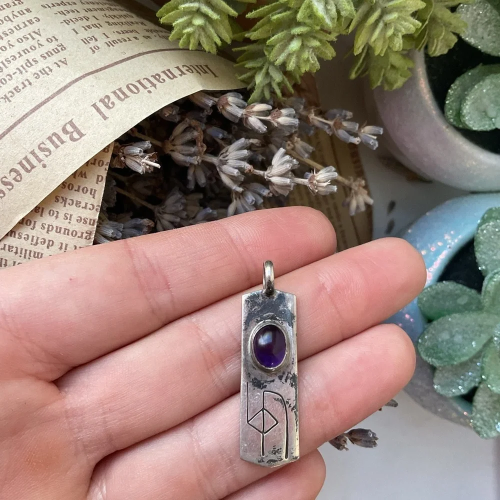 Vintage Sterling Silver Amethyst Cabochon Bar Pendant Southwestern Style